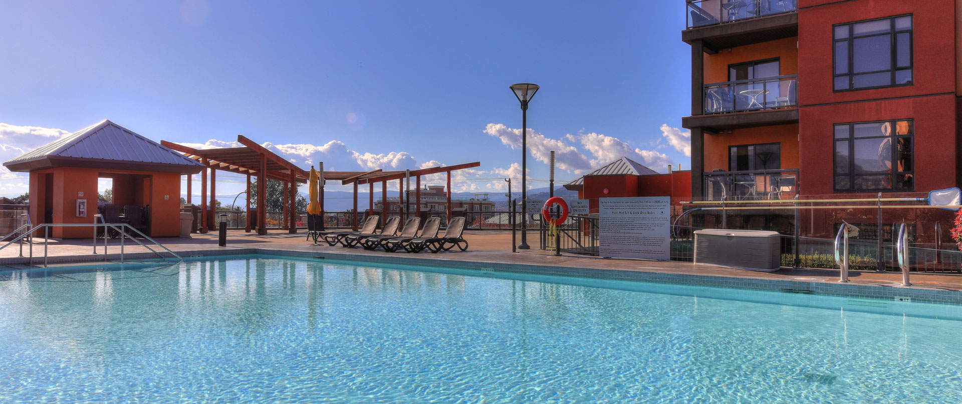 Playa Del Sol Resort Vacation Resort Rentals In Kelowna Bc
